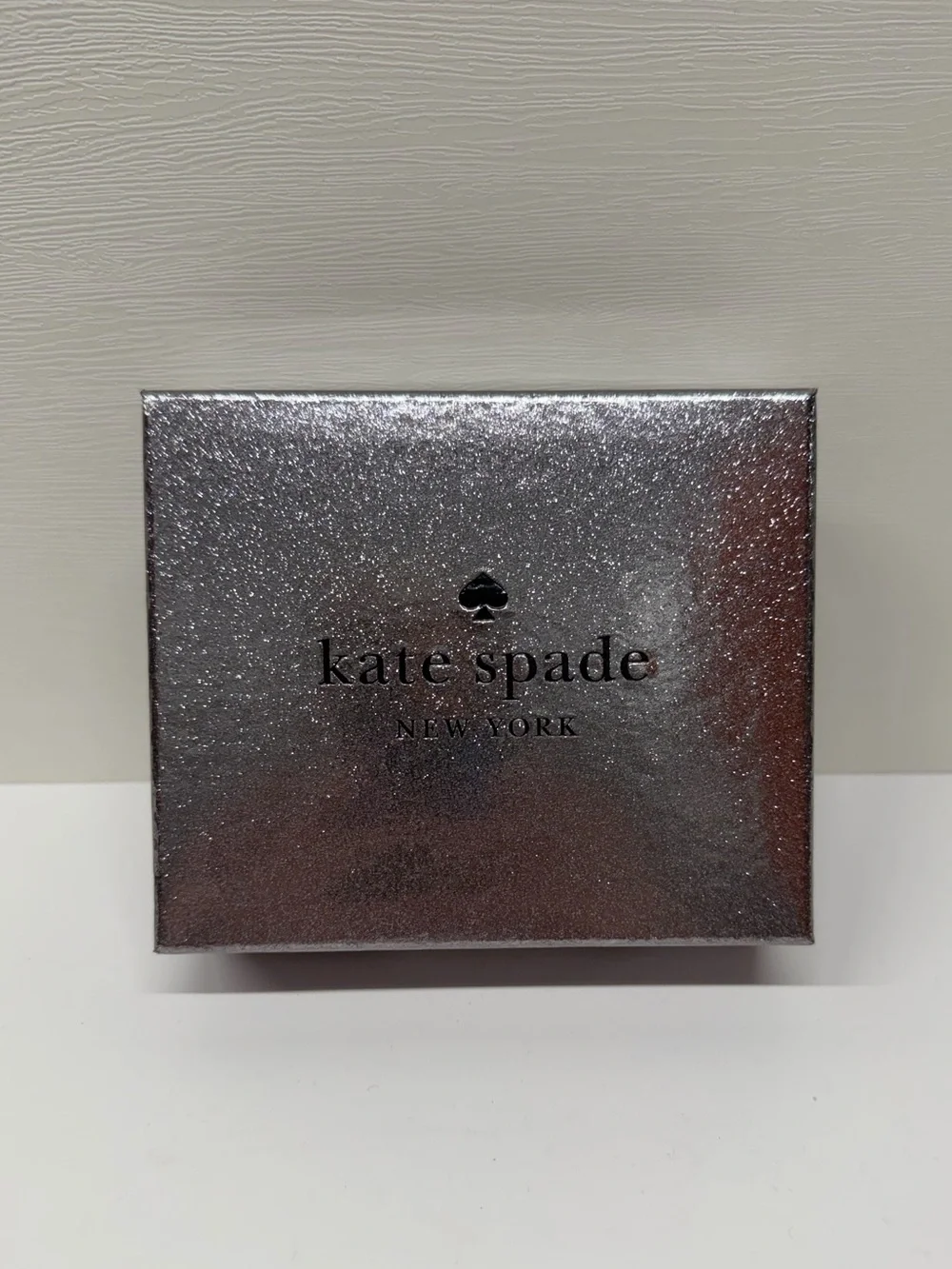 Kate Spade Kenzie Metallic Saffiano Card Holder Silver Lunar Light NIB